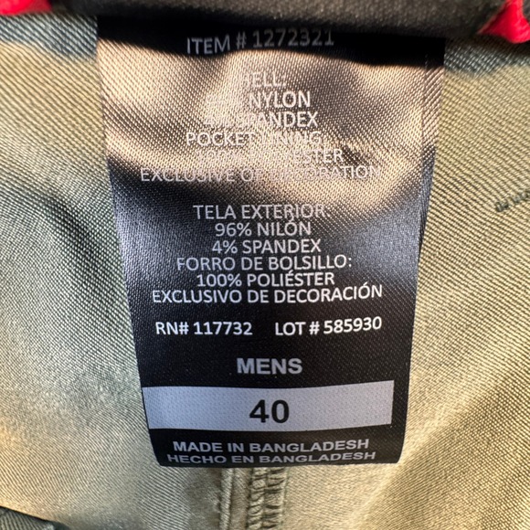 Gerry Venture Shorts Mens 40 Green Hiking Outdoor Stretch Cargo 1272321 NEW - Picture 6 of 10